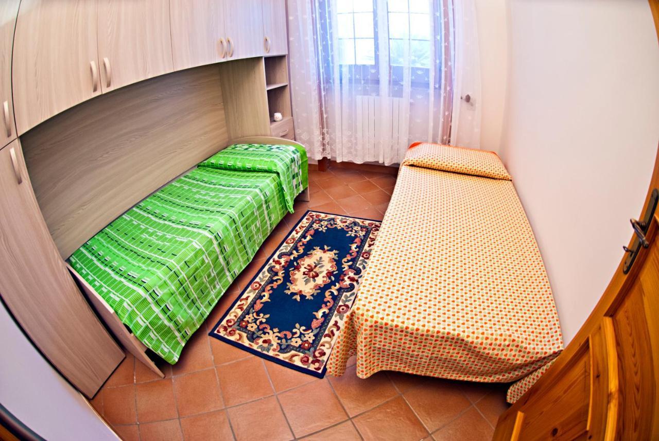 Perrone Apartments تريكاس المظهر الخارجي الصورة